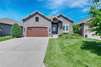 22174 W 121 St, Olathe, KS 66061