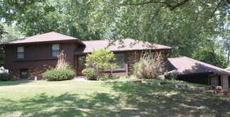 205 Green Tree Rd, Atchison, KS 66002