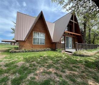 809 Whispering Water Dr, Fort Cobb, OK 73038