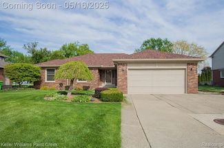 46562 Barbara Dr, Macomb, MI 48044