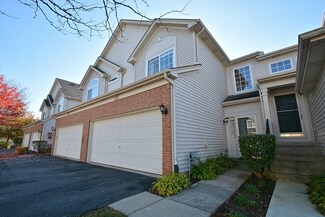 335 Abington Woods Dr Unit 504D, Aurora, IL 60502
