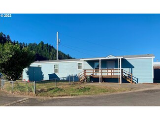 1413 Hawthorne Ave Unit 45, Reedsport, OR 97467