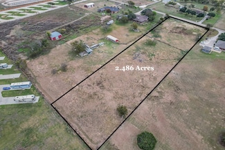 1014 Highland Rd, Cleburne, TX 76033