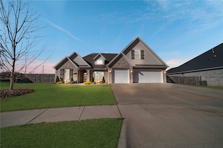 353 Waterfall Ln, Springdale, AR 72762