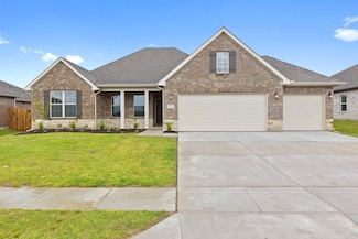 211 Briarwood Dr, Nevada, TX 75173