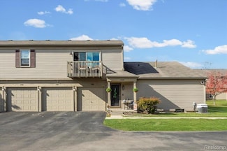 13886 Watersway Dr, Rockwood, MI 48173