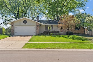 13621 Fairlawn Ave, Saint Paul, MN 55124
