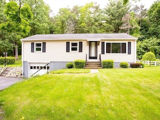 12 Hadley Path, West Brookfield, MA 01585