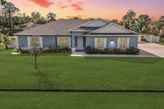 470 NW Concord Dr, Port Saint Lucie, FL 34983