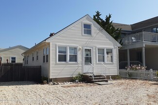 206 20th Ave, Seaside Park, NJ 08752