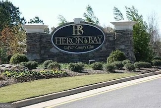 1213 Dawnview Dr, Locust Grove, GA 30248