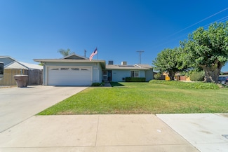 1581 W Pleasant Ave, Tulare, CA 93274