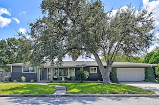 530 Burnside Dr, San Antonio, TX 78209