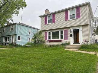 1920 Chamberlain Ave SE, Grand Rapids, MI 49506