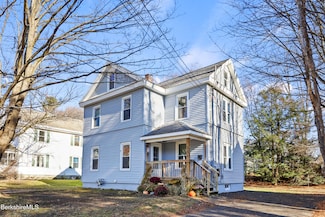 20 Greenway St, Pittsfield, MA 01201