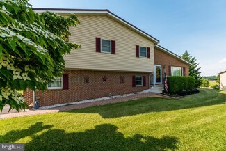 136 Game Trail Rd, Falling Waters, WV 25419