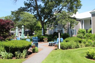 15 Pleasant St Unit E22, Harwich Port, MA 02646