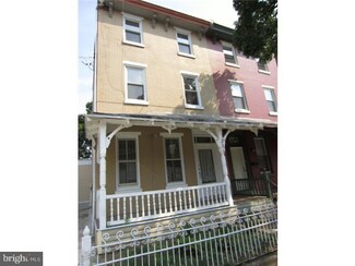 331-33 N 40th St, Philadelphia, PA 19104
