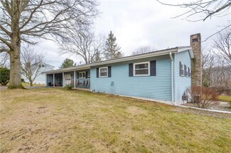 102 Foster Rd, Towanda, PA 18848