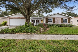 2076 59th Way N, Clearwater, FL 33760