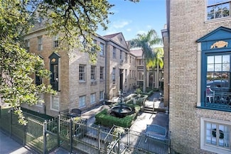3300 St Charles Ave Unit 27, New Orleans, LA 70115