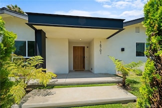 16701 Kalisher St, Granada Hills, CA 91344