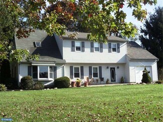 55 Woodbrook Dr, Coatesville, PA 19320