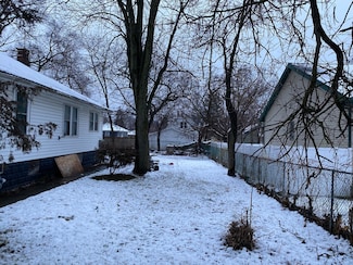 1106 Magnolia Ave, Joliet, IL 60432