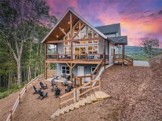 1016 Twisted Oak Rd, Talking Rock, GA 30175