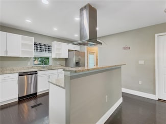 712 S 9th St, Fort Pierce, FL 34950
