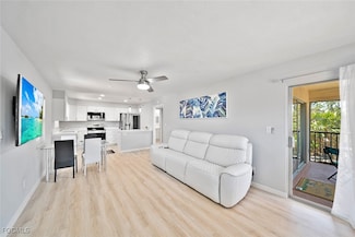 16881 Davis Rd Unit 721, Fort Myers, FL 33908