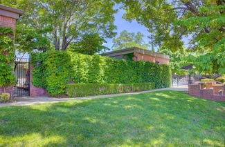 7222 S Atlanta Ave Unit 7B2, Tulsa, OK 74136