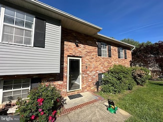 532 Norton Ln, Arnold, MD 21012