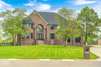 16285 Remington Dr, Fishers, IN 46037