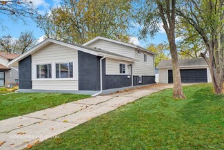 318 Gentry St, Park Forest, IL 60466