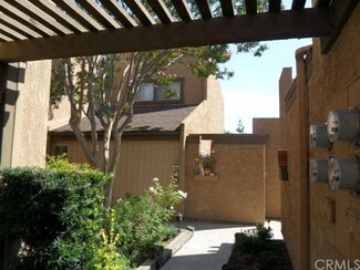 2700 Brea Blvd Unit 22, Fullerton, CA 92835