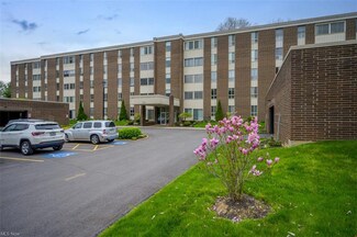 3066 Kent Rd, Stow, OH 44224
