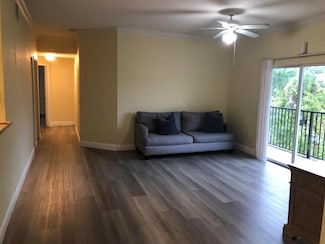 330 Crestwood 303 Cir Unit 303, Royal Palm Beach, FL 33411