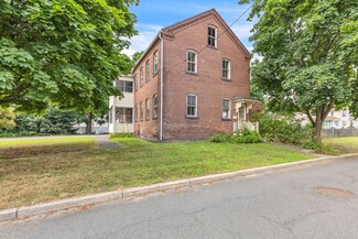 7 Dudley Ave, Westfield, MA 01085