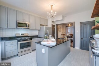 611 N Ashburton St, Baltimore, MD 21216