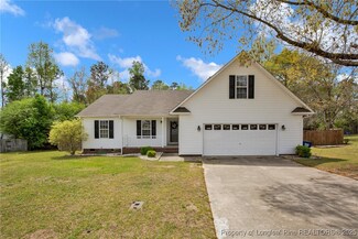 293 Deep Creek Ln, Raeford, NC 28376