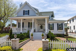 504 Lord Essex Ave, Manteo, NC 27954