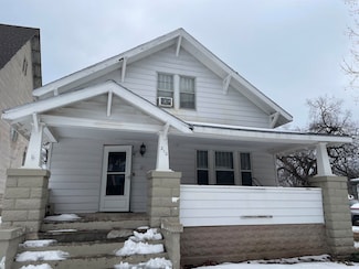 210 N Sycamore St, Peabody, KS 66866