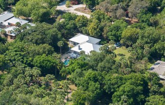 13920 Ruffner Ln, Sebastian, FL 32958