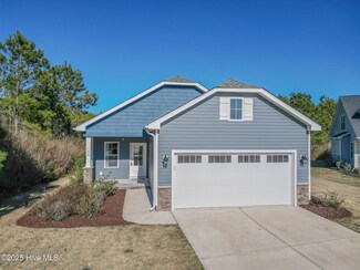 109 Prescott Cir, Sneads Ferry, NC 28460