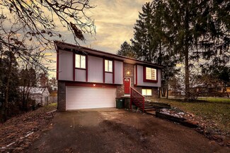 2540 E Cavanaugh Rd, Lansing, MI 48910