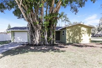 5427 Knollwood Place, Sarasota, FL 34232