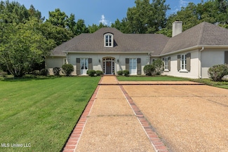 9 Oak Knoll Dr, Clarksdale, MS 38614