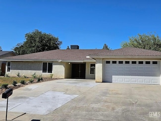 7001 Altaville Ln, Bakersfield, CA 93309