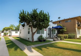 2332 Cedar Ave, Long Beach, CA 90806